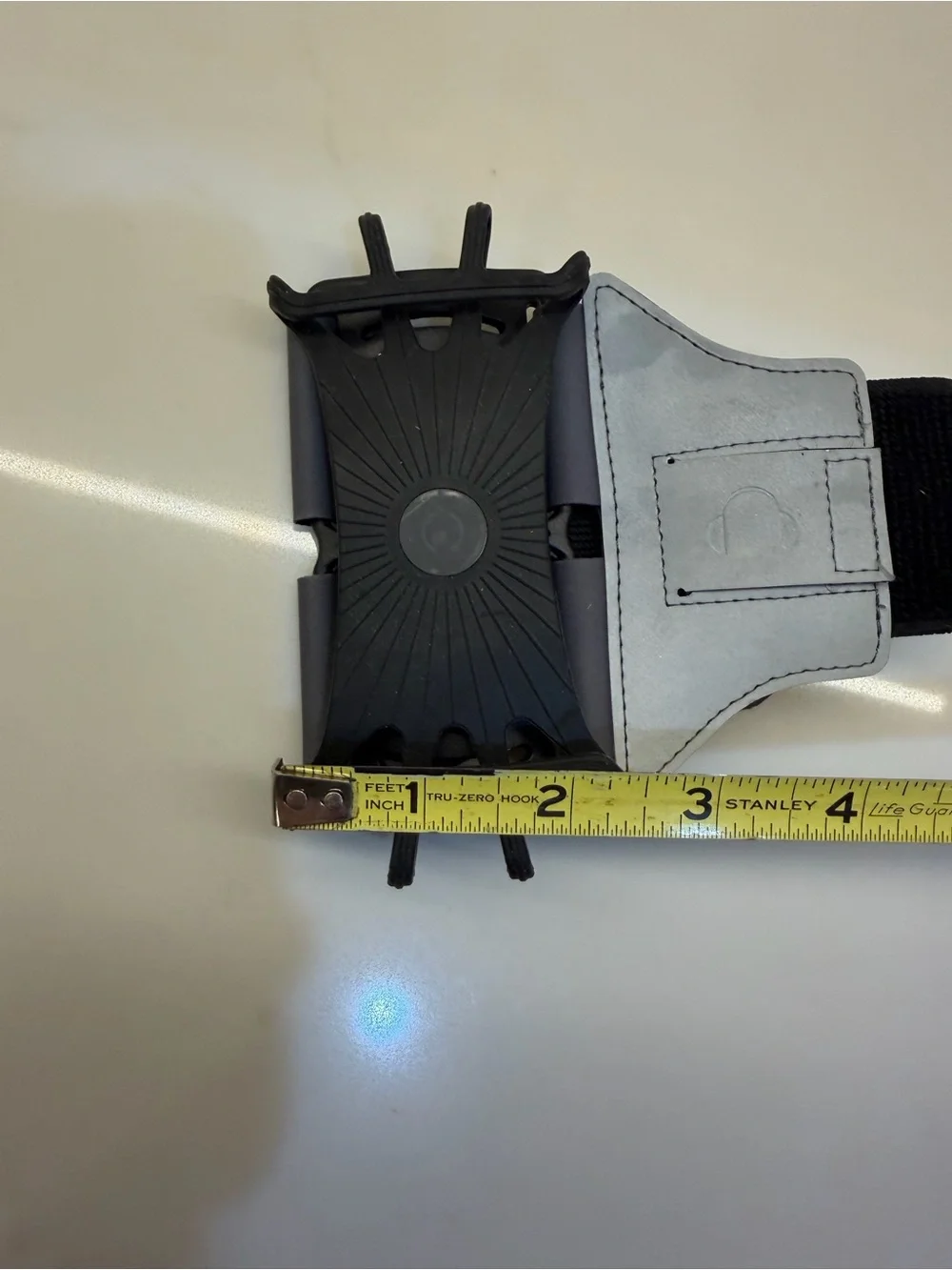 Universal Black and White Sports Armband Phone Holder